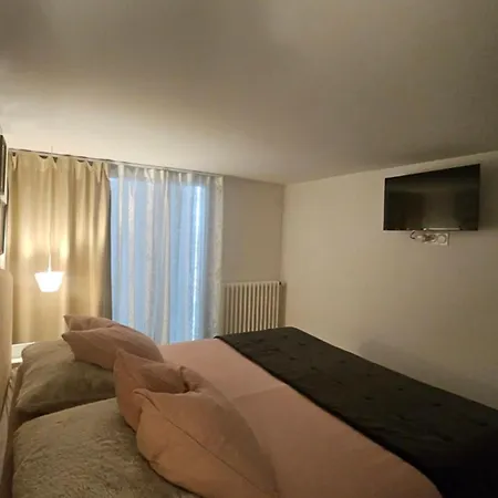 Hébergement de vacances Le Duo Le Stockholm +l Atelier *