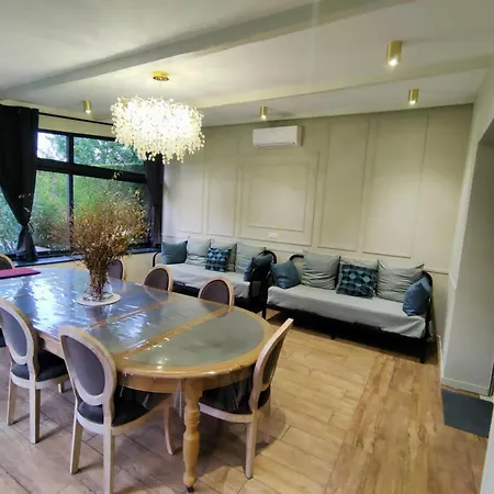 Hébergement de vacances Le Duo Le Stockholm +l Atelier *